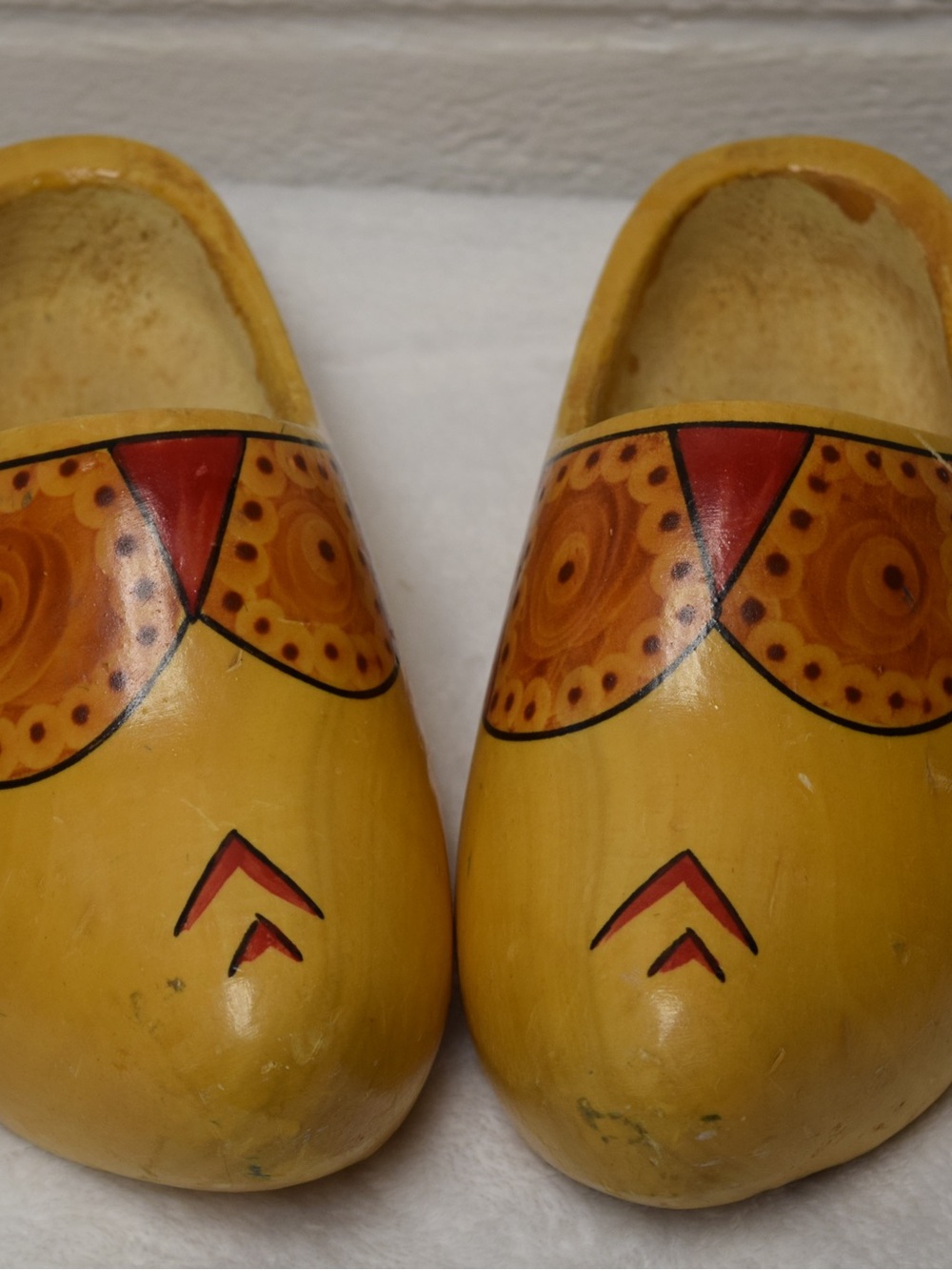 Vintage Dutch Wooden Clogs Hand Painted Yellow Red Folk Art EU 31 20cm